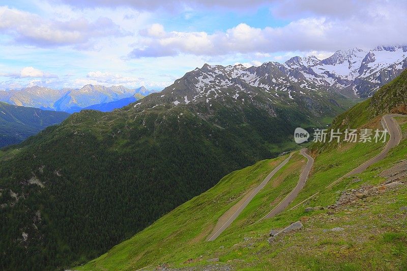 Timmelsjoch - Rombo pass -山口公路之间的奥兹塔尔阿尔卑斯山在奥地利，和Dolomites在意大利-阿尔卑斯山景观在奥地利奥兹塔尔泰罗尔-雄伟的高山景观，戏剧性的蒂罗尔雪山全景，奥地利和意大利